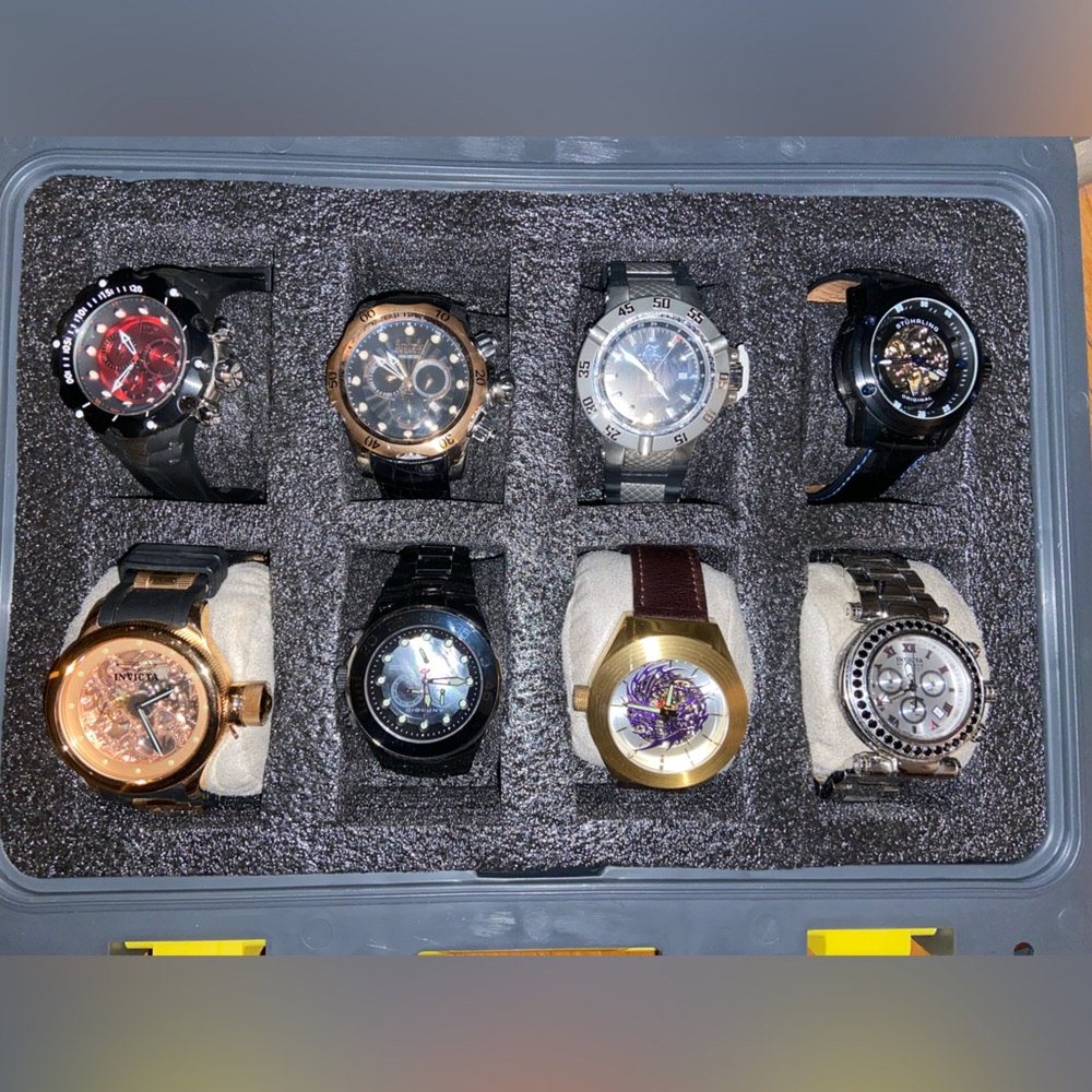 11 men’s watches, like new!!